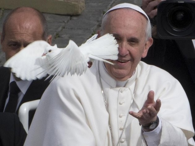 Il Papa: apprendiamo il lessico della pace, non abituiamoci a quello della guerra